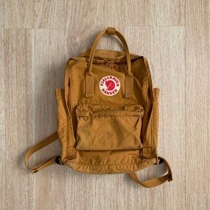 Fjallraven Kanken - Acorn Classic Backpack
